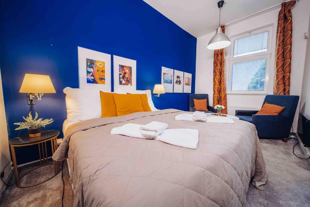 Unique Apartment With Private Pool, Cinema, Spa Praga Esterno foto